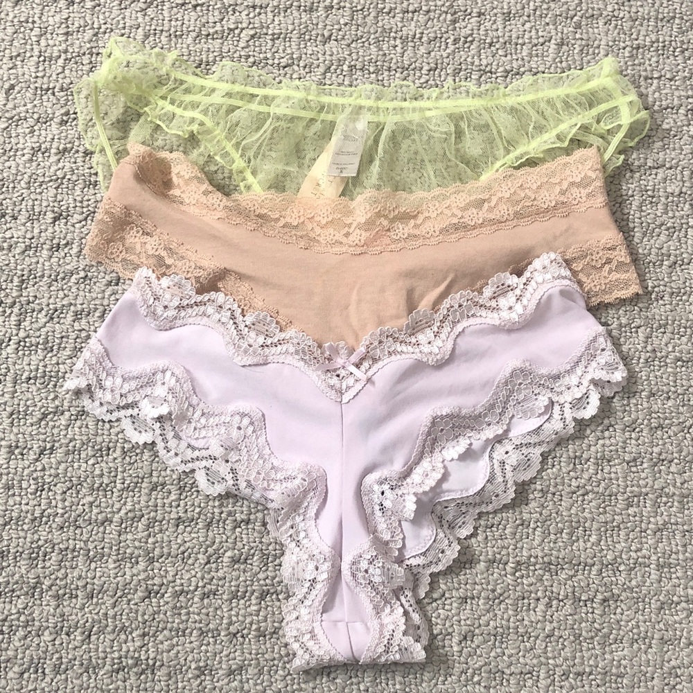 Bundle of 3 Victoria’s Secret Panties NWT Size Small